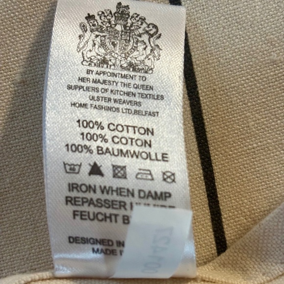 Whimsical (& practical) ULSER WEAVERS Tea Towel. - Picture 3 of 5